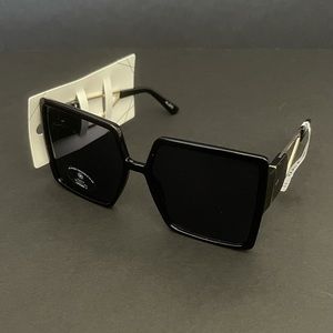 NWT Aldo Oversized Black Square Sunglasses